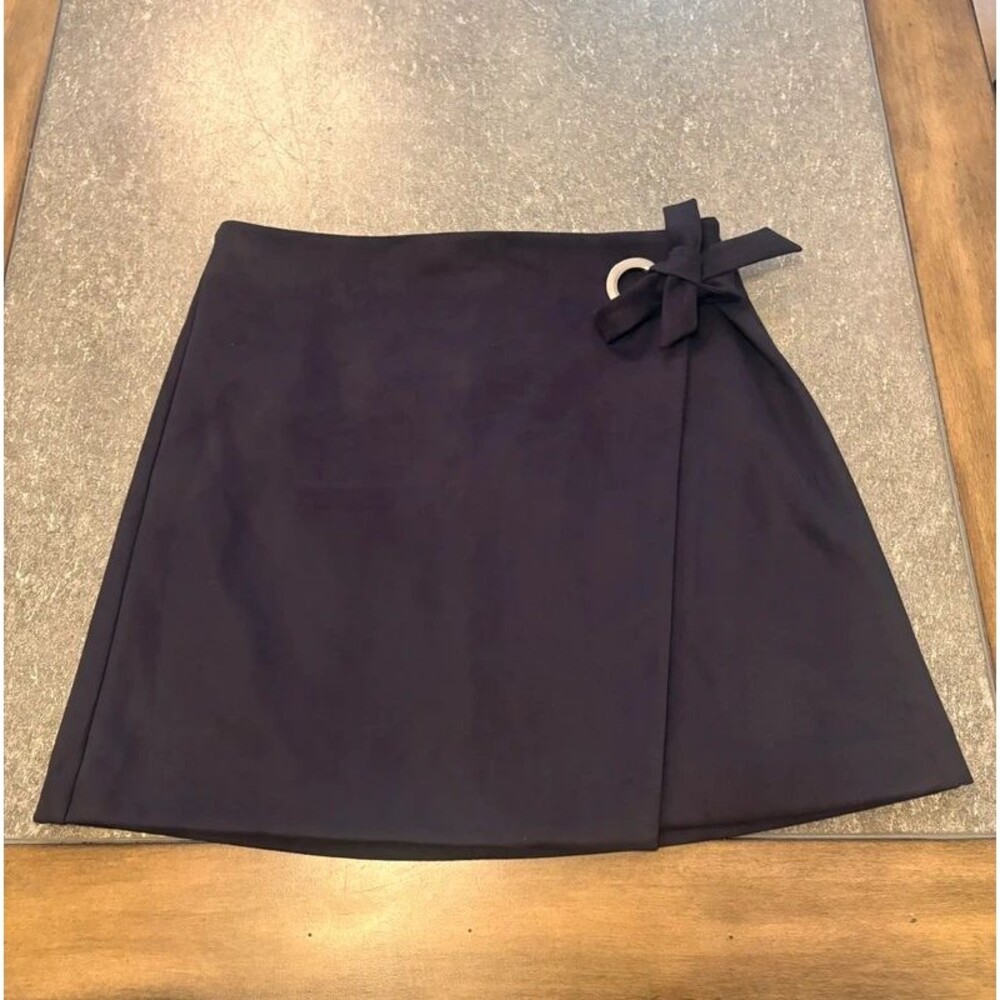 LOFT Suede-Feel Wrap Skirt w/ D-Ring Tie Detail -Large